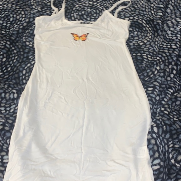 White dress - Picture 2 of 2